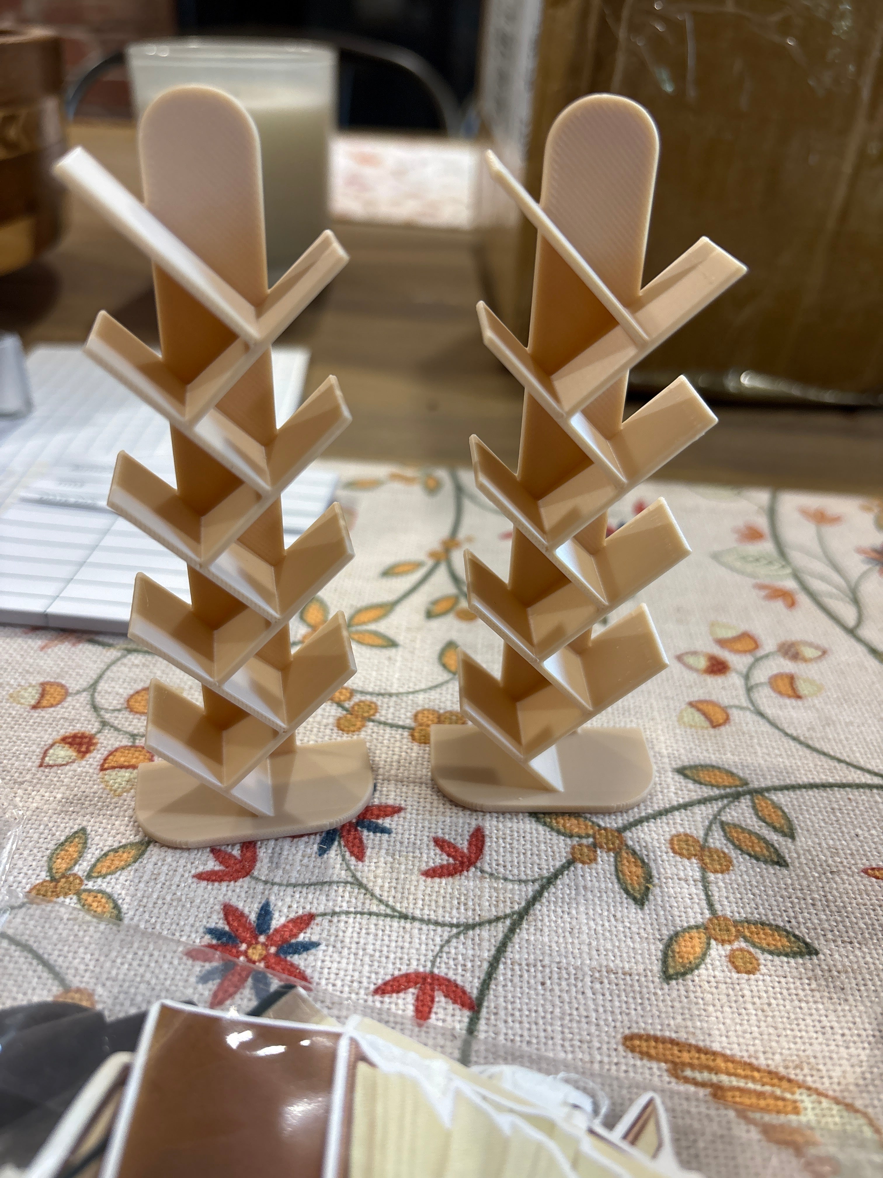Mini book rack