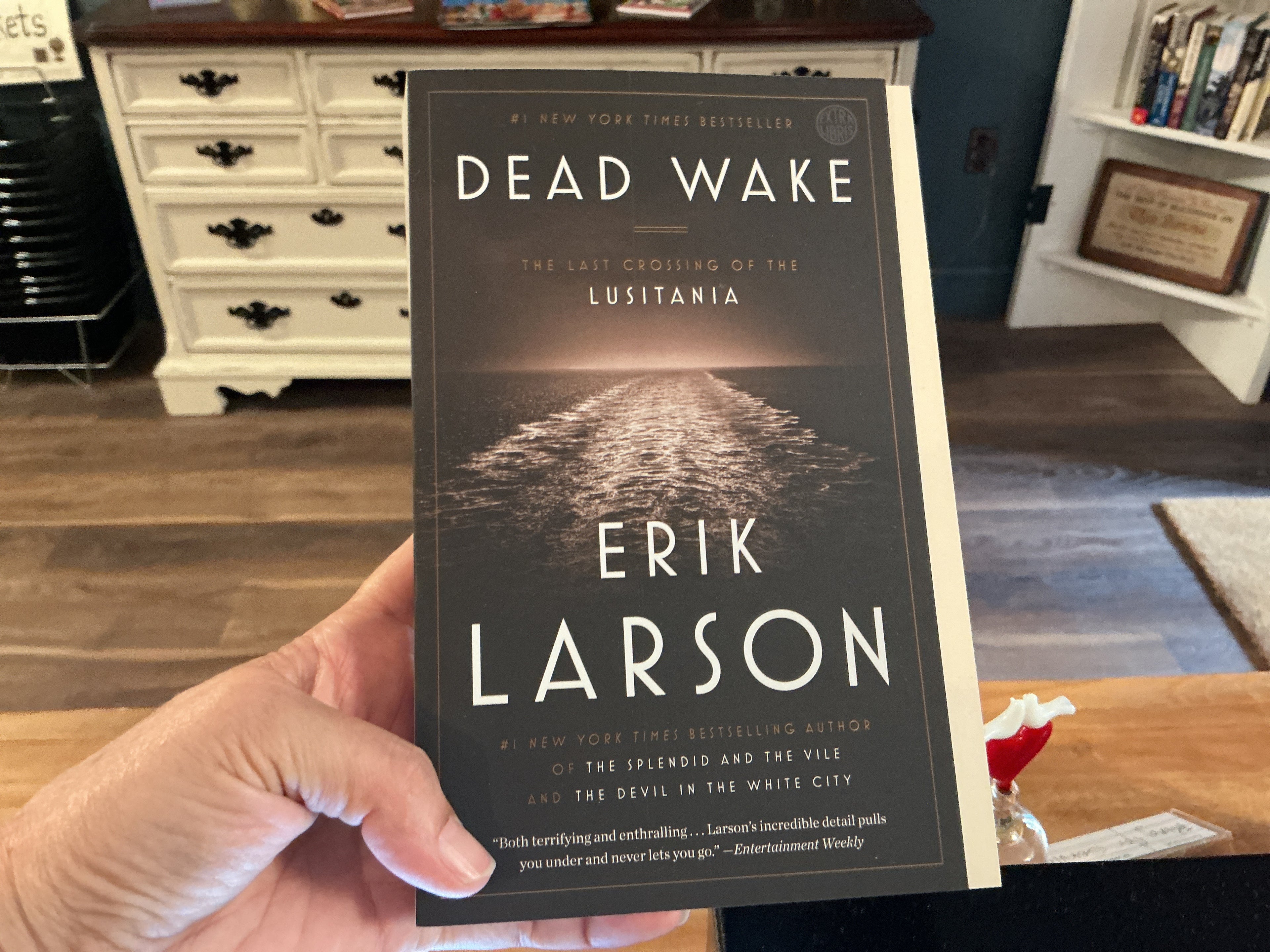 Dead wake